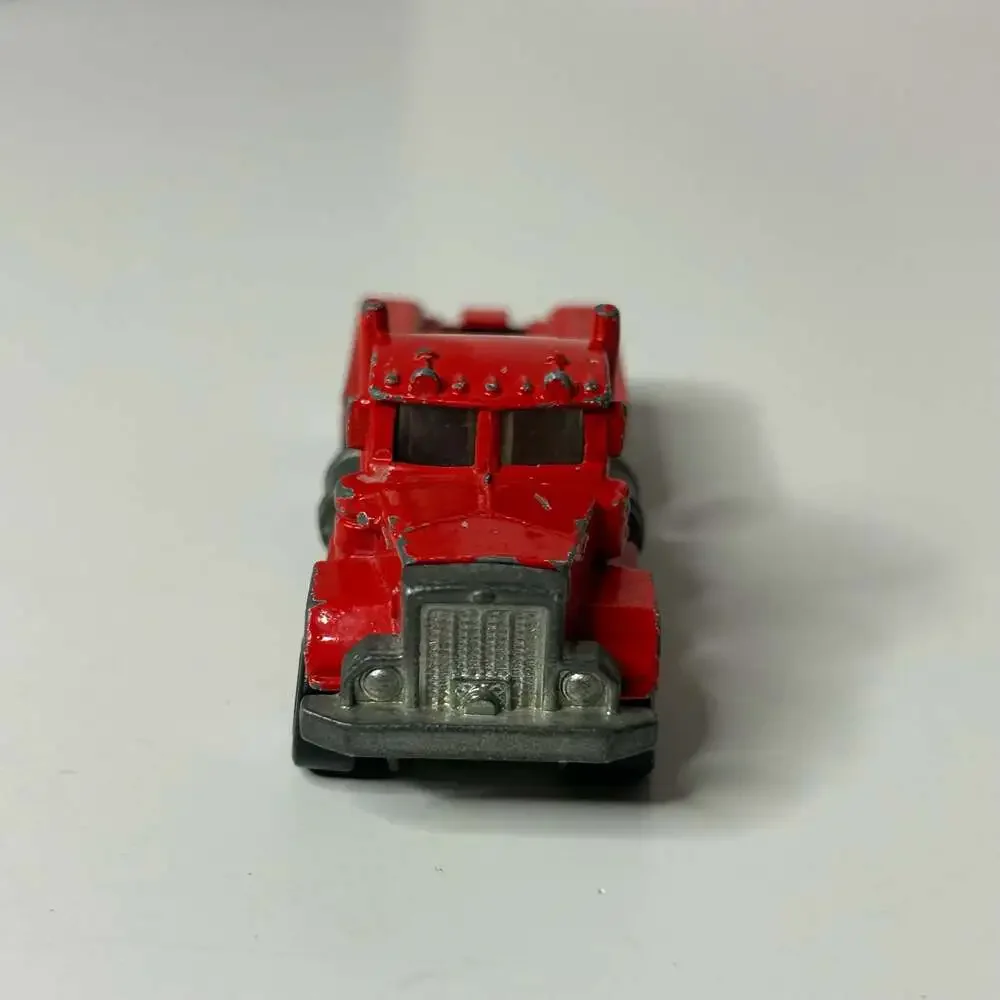 Vintage 1979 Hot Wheels Peterbilt Semi Tractor Truck Red